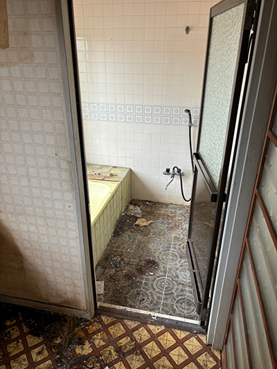 長年使われていなかった浴室・脱衣所の片付け